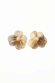 PETAL LACE PEARL STUDS