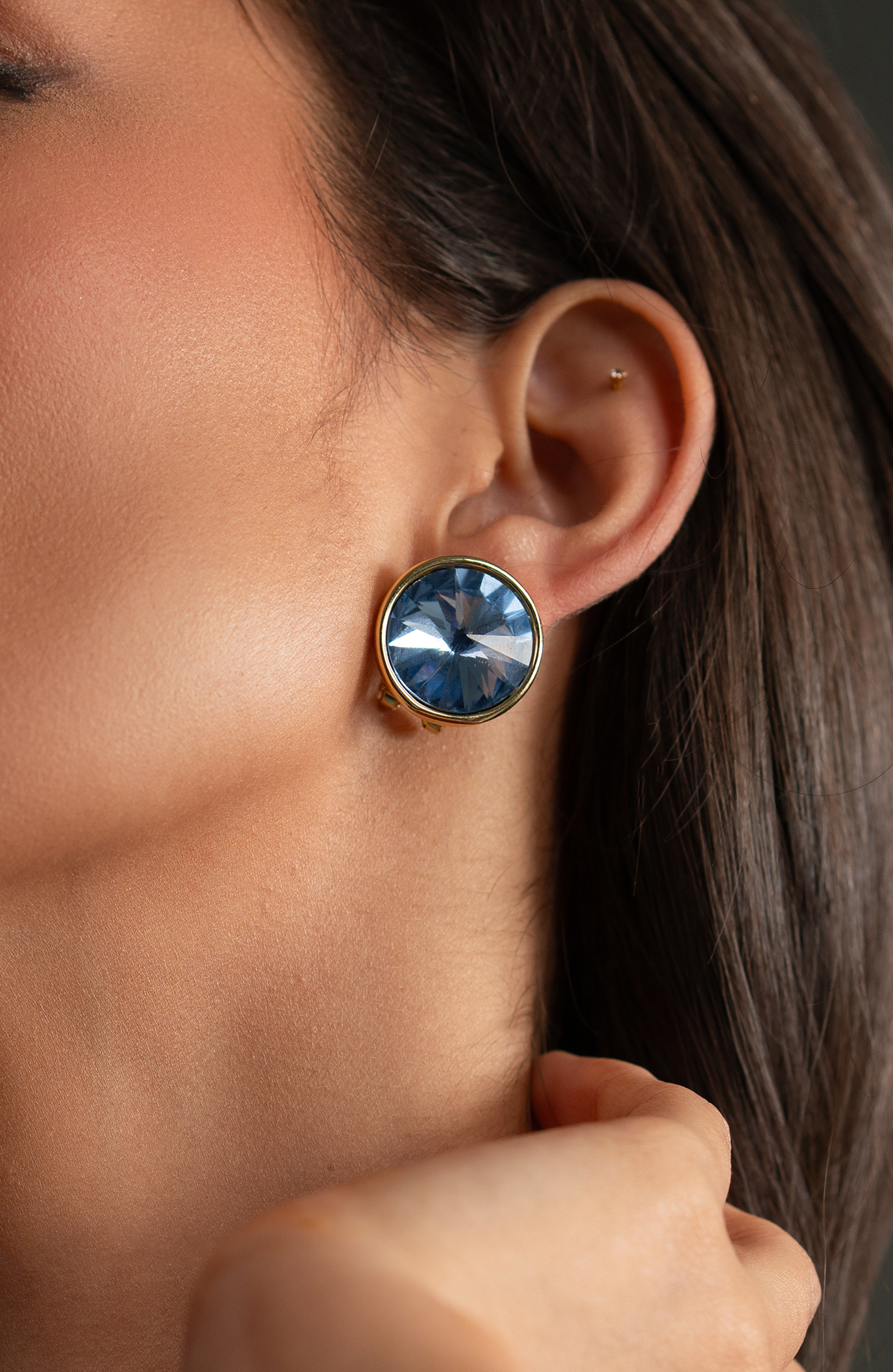Sapphire Beam Studs