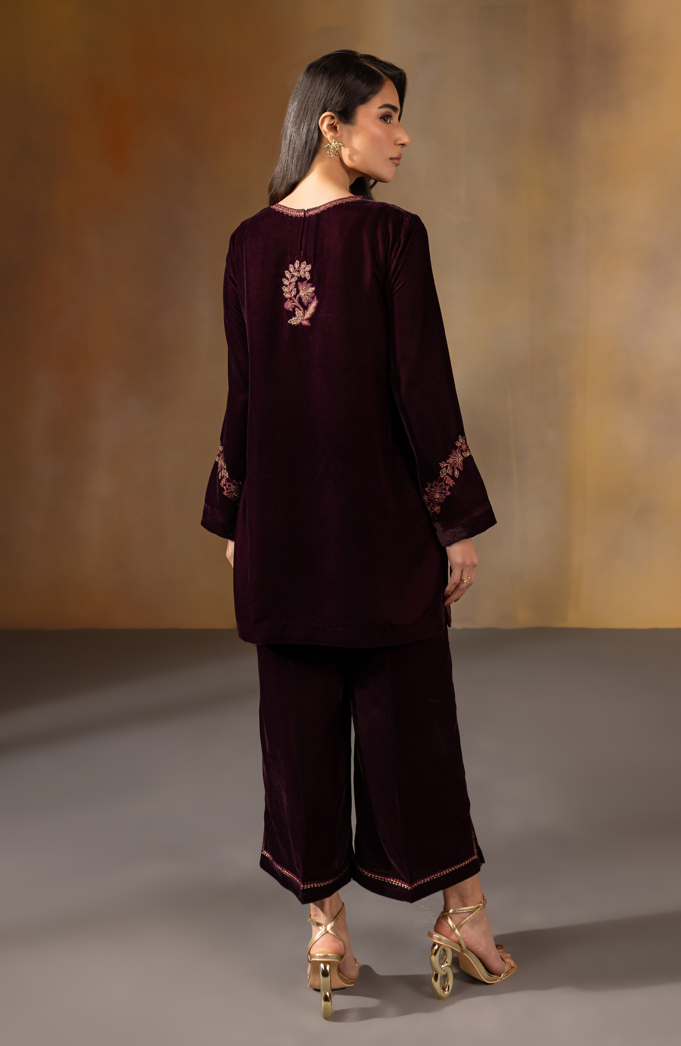 Crimson Charm - 2 pc