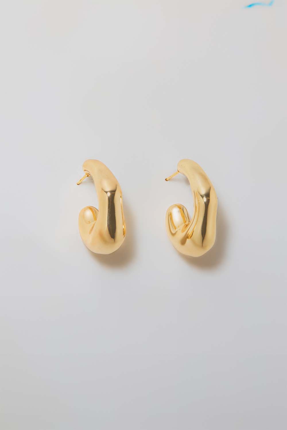 SERENE WAVE HOOPS